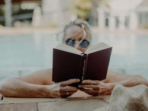 Du kostest den Tag voll aus und lässt es dir so richtig gut gehen! Du kostest den Tag voll aus und lässt es dir so richtig gut gehen!