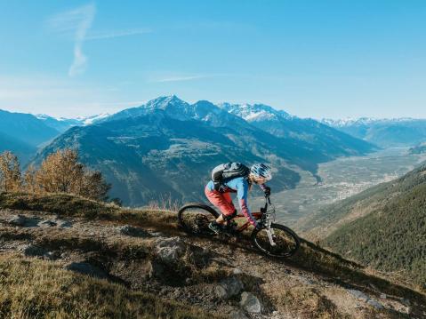 Esplorare i dintorni su due ruote Esplorare i dintorni su due ruote