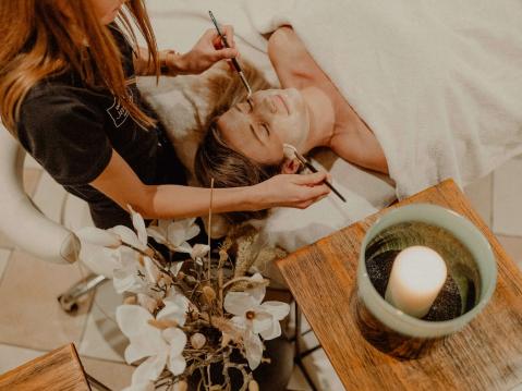 Relax pur in unserem 3.000m² SPA mit Erholungsgarantie! Relax pur in unserem 3.000m² SPA mit Erholungsgarantie!