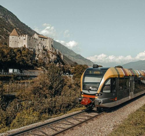 Wie ihr uns erreicht Wie ihr uns erreicht