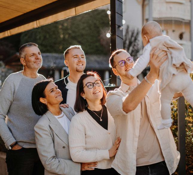 Wir, die Piris. Wir, die Piris.